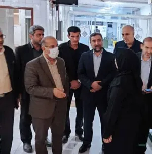 بازدید دکتر میر محمدی عضو هیات رئیسه مجلس شورای اسلامی از بیمارستان بهنیاء شهرستان تیران و کرون