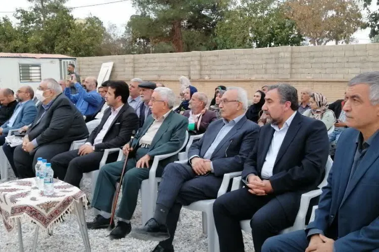 کلنگ‌زنی مرکز خدمات جامع سلامت منتخب شهر خورزوق 