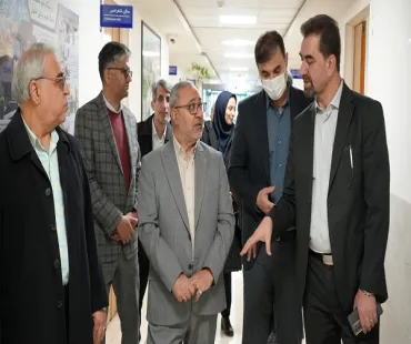 بازدید معاون اجرایی معاونت تحقیقات و فناوری وزارت بهداشت از دانشگاه به مناسبت هفته پژوهش