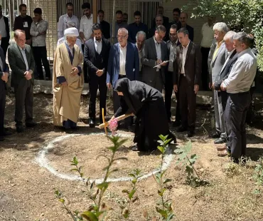 کلنگ احداث ساختمان اورژانس ۱۱۵ پایگاه شماره یک شاهین‌شهر به زمین زده شد