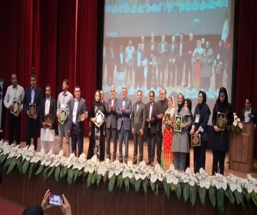 تقدیر از مراقب سلامت اصفهانی به عنوان نمونه کشوری در مراسم روز بهورز