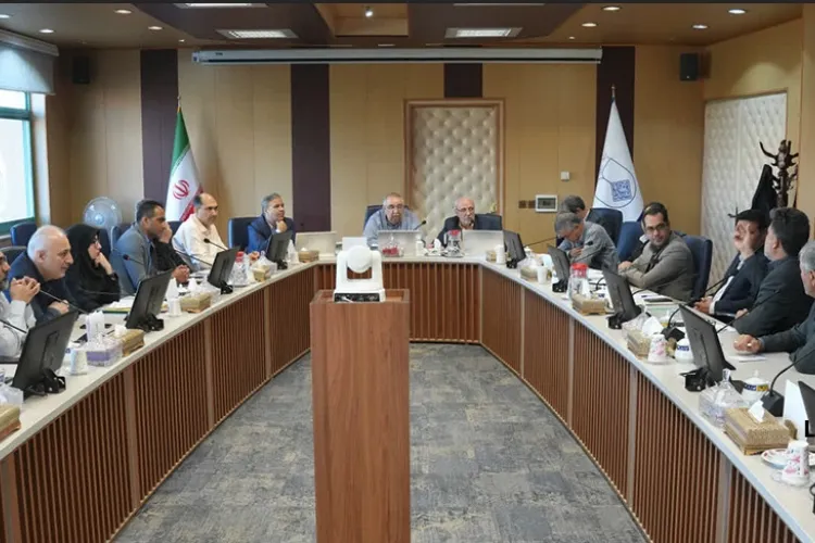 نشست رئیس دانشگاه با نماینده مردم شریف شهرستانهای شاهینشهر و برخوار و میمه در مجلس شورای اسلامی