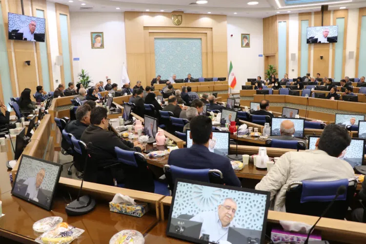 نشست رئیس دانشگاه با مدیران شبکه‌های بهداشت و درمان استان 