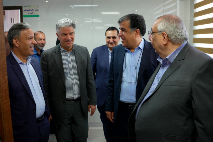 بازديد معاون وزير از مراكز اموزشي درماني