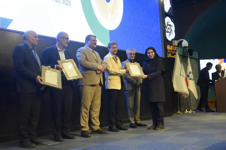 تجلیل از دانشگاه بهعنوان دستگاه اجرایی برتر استان در حوزه استانداردسازی