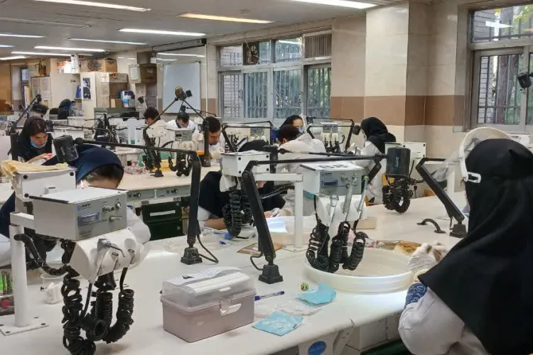 مرحله مهارتی آزمون صلاحیت بالینی کلان منطقه ۷ دردانشکده دندانپزشکی اصفهان برگزار شد 