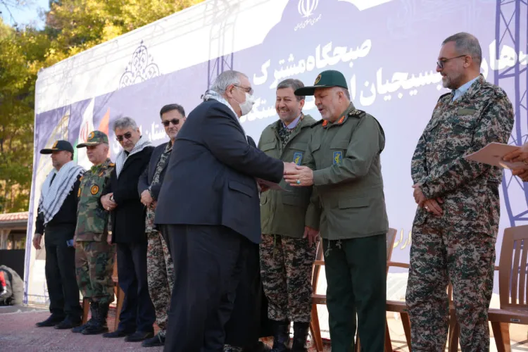 تجلیل از فعالیت های حوزه بسیج دانشگاه در رزمایش اقتدار و صبحگاه مشترک بسیج