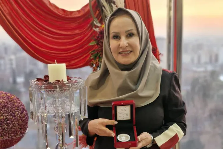 حضور عضو هیئت‌علمی دانشگاه علوم پزشکی اصفهان در جمع سرآمدان علمی کشور