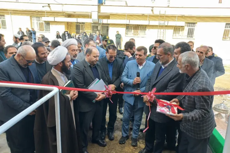 افتتاح پانسیون پزشک و ماما در روستای مشهد کاوه چادگان با حضور مسئولان استانی