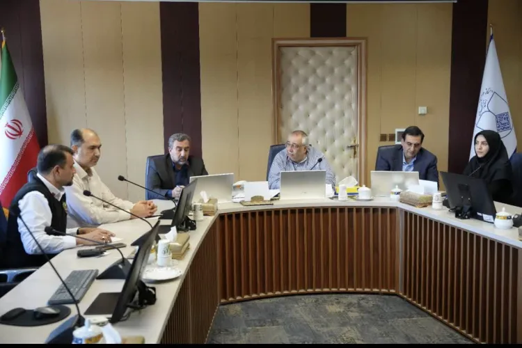 برگزاری جلسه وبیناری رئیس دانشگاه با روسا و مدیران مراکزآموزشی درمانی، بیمارستان ها و مراکز بهداشت استان