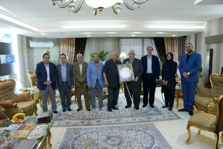 دیدار رئیس و جمعی از مسئولین دانشگاه، با استاد پیشکسوت دکتر سید جلال ضیائی