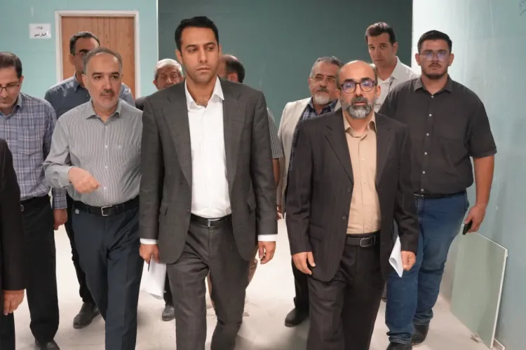 بازدید مدیرکل دفتر توسعه و منابع فیزیکی وزارت بهداشت از مرکز چشم ‌پزشکی فیض