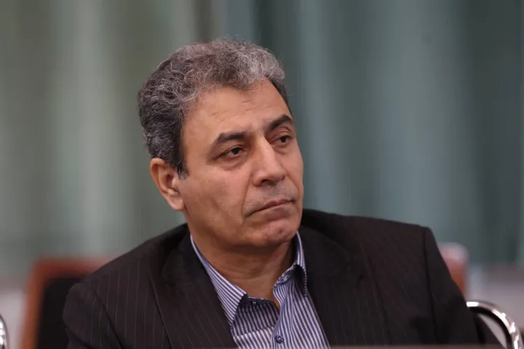 دکتر اعتباری