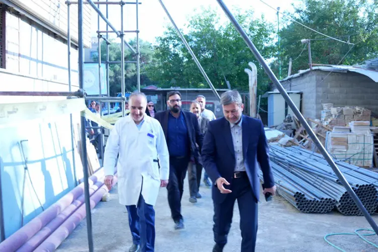 بازدید استاندار اصفهان و رئیس دانشگاه از پروژه توسعه ساختمان مرکز آموزشی درمانی فیض