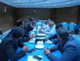 نشست مسئولین شهرستان سمیرم با رئیس دانشگاه