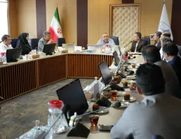 نشست مشترک رئیس دانشگاه با مسئولین شهرستان شاهین‌شهر برگزار شد