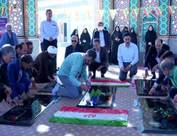 آیین غبارروبی و عطرافشانی مزار شهدای گمنام دانشگاه 