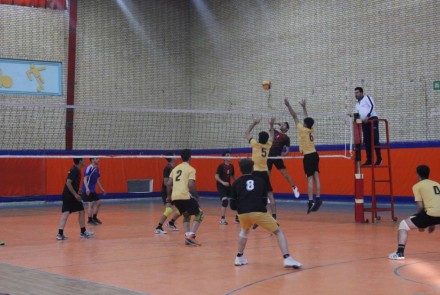مسابقات والیبال بین دانشکده ای دانشجویان دانشگاه