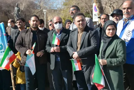 حضور پرشور دانشگاهیان علوم پزشکی اصفهان در جمع مردم اصفهان در راهپیمایی یوم الله 22 بهمن 1401