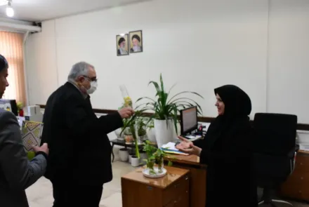 تقدیر رییس دانشگاه از بانوان ستادی به مناسبت گرامیداشت روز زن