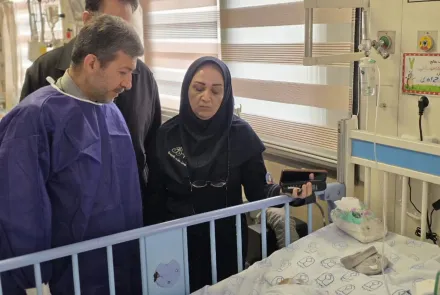 حضور دکتر جمالی نژاد استاندار اصفهان در بیمارستان کودکان امام حسین 