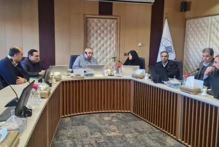 نشست مشترک رئیس دانشگاه با  نماینده مردم شریف شهرستان  مبارکه در مجلس شورای اسلامی