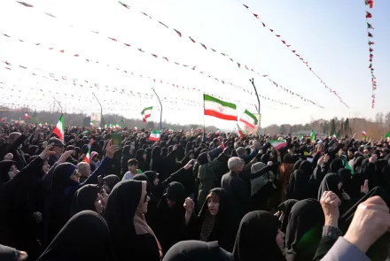 حضور پرشور دانشگاهیان در راهپیمایی مردم انقلابی اصفهان در اعلام انزجار از اغتشاشگران و تشییع شهدا