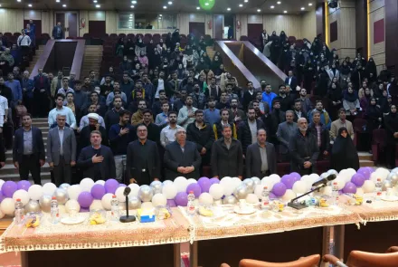 برگزاری نشست پنج ساعته صمیمانه استاندار اصفهان با جمعی از دانشجویان دانشگاه های استان