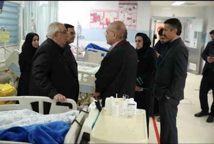 عیادت رئیس دانشگاه از مجروحان حملات و جنایات رژیم صهیونیستی و آمریکایی 