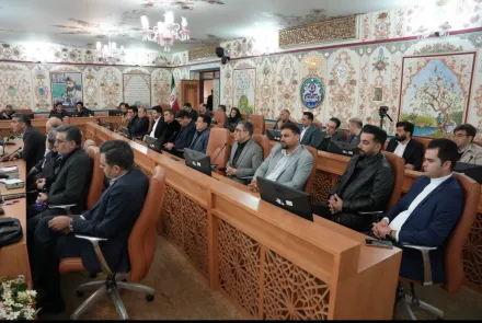 جلسه مشترک استانداری، دانشگاه، انجمن داروسازان استان، سازمان های بیمه گر، شرکت های پخش دارو و تجهیزات پزشکی
