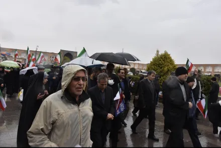 حضور دانشگاهیان علوم پزشکی اصفهان در کنار مردم روزه دار اصفهان در راهپیمایی روز قدس