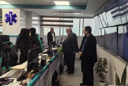 بازدید رئیس دانشگاه از مرکز فرماندهی عملیات اورژانس استان 