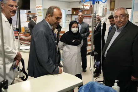 بازدید نوروزی رئیس دانشگاه از مرکز آموزشی درمانی نور و حضرت علی اصغر(علیه السلام)