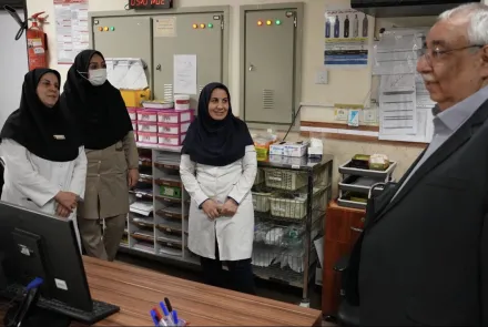 بازدید نوروزی رئیس دانشگاه از مرکز آموزشی درمانی نور و حضرت علی اصغر(علیه السلام)