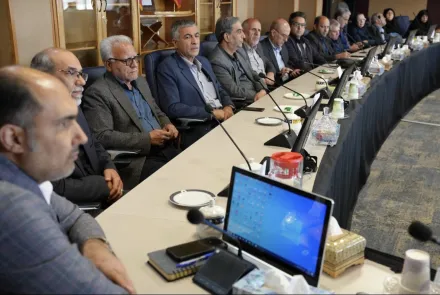نشست رئیس دانشگاه با معاون بهداشت و مدیران شبکه های بهداشتی استان