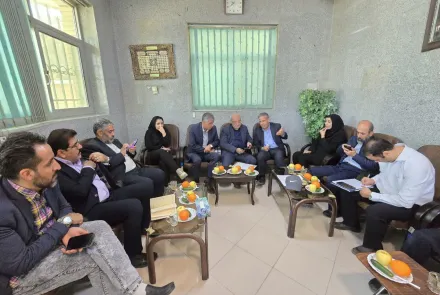 بازدید معاون توسعه مدیریت و منابع دانشگاه از مرکز دیالیز آیت‌الله ناصری شهرستان برخوار