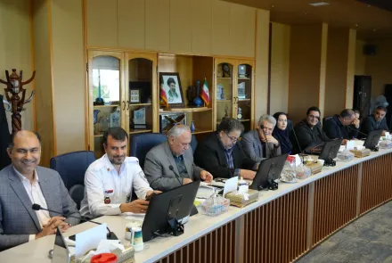 نشست رییس دانشگاه با فرماندار شهرستان و نماینده مردم شریف شهرستان فلاورجان در مجلس شورای اسلامی