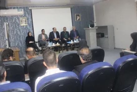 نشست صمیمی با کارکنان بیمارستان حضرت امام خمینی(قدس سره)شهرستان فلاورجان 