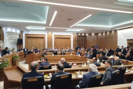 آیین کلنگ زنی پلی‌کلینیک و درمانگاه فوق‌تخصصی قلب شهید دکتر چمران با مشارکت خیرین