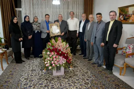 دیدار رئیس دانشگاه با استاد پیشکسوت دانشکده پرستاری و مامایی آقای ناجی