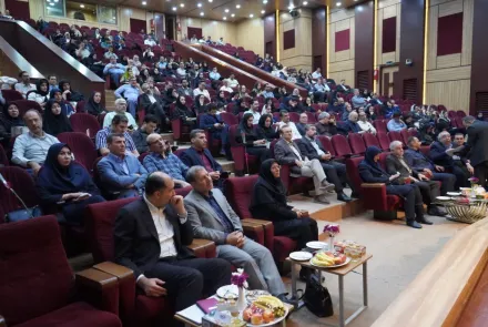 تجلیل از پزشکان، داروسازان و دندانپزشکان دانشگاه علوم پزشکی اصفهان؛ تقدیر از تلاشگران خط مقدم سلامت