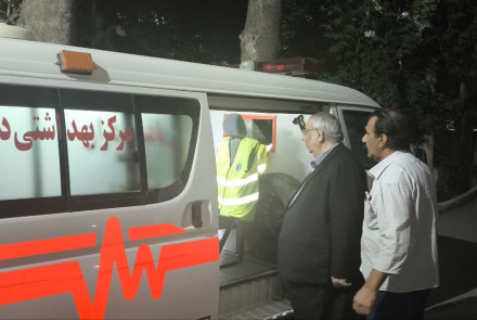 بازدید رئیس دانشگاه از مراکز خدمات جامع سلامت شبانه‌روزی باغبهادران و چرمهین شهرستان لنجان
