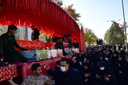 آیین استقبال دانشگاهیان از کاروان اهالی بهشت در دانشگاه