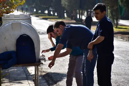 آیین استقبال دانشگاهیان از کاروان اهالی بهشت در دانشگاه