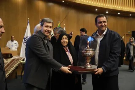 تجلیل از بانوان خیر عرصه سلامت استان اصفهان در جشن کوثر ولایت