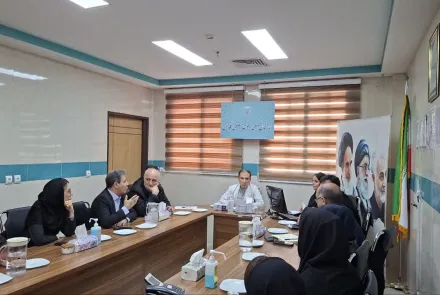 بازدید نوروزی معاون غذا و دارو و مدیر درمان دانشگاه از بیمارستان گلدیس شهرستان شاهین شهر