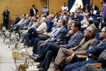 برگزاری نشست صمیمی کارکنان دانشگاه با رئیس و معاونین دانشگاه، جمعی از مسئولین استان و نمایندگان مجلس