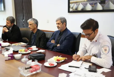 پیگیری توسعه ناوگان و زیرساخت‌های اورژانس پیش‌بیمارستانی استان اصفهان