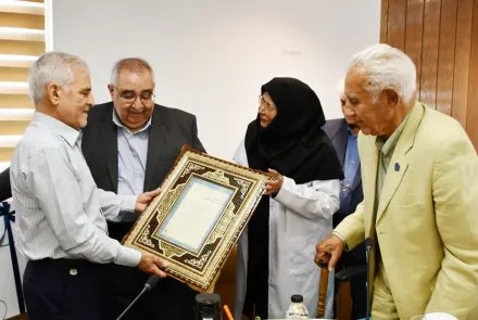 نشست صمیمی رئیس دانشگاه با جمعی از اساتید گروه جراحی مرکز آموزشی درمانی الزهرا (س)