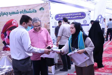 روایت دانشجویی از غرفه‌های نشریات در جشنواره تیتر ۱۴؛ از رسانه تا فرهنگ و هنر